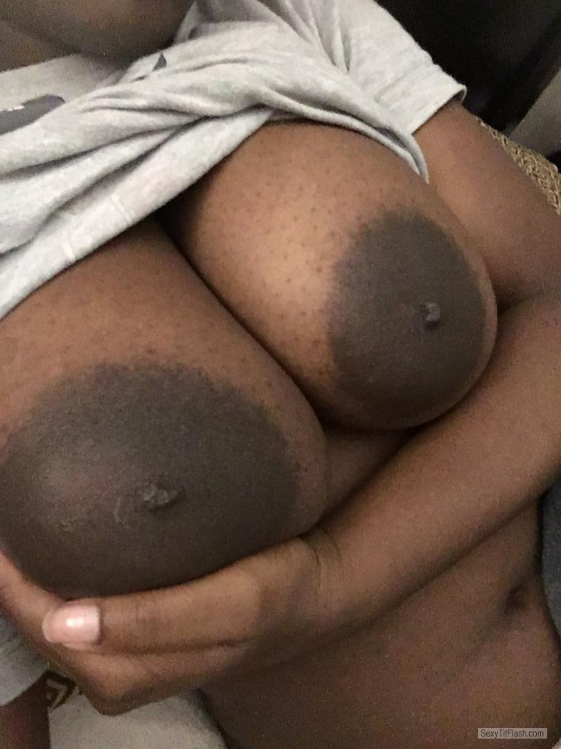 Tit Flash: Room Mate's Very Big Tits (Selfie) - Nellie from United States